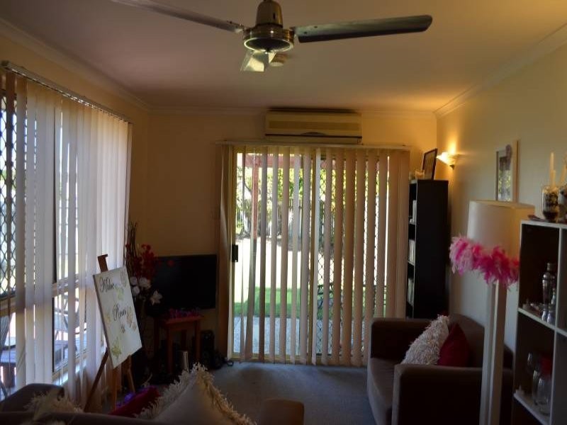 2A Yaldara Court, New Auckland QLD 4680