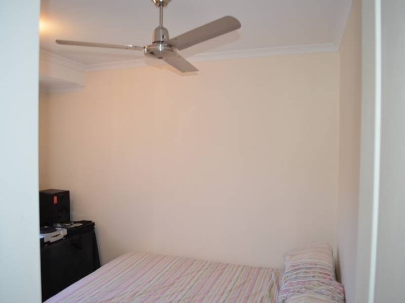 2A Yaldara Court, New Auckland QLD 4680
