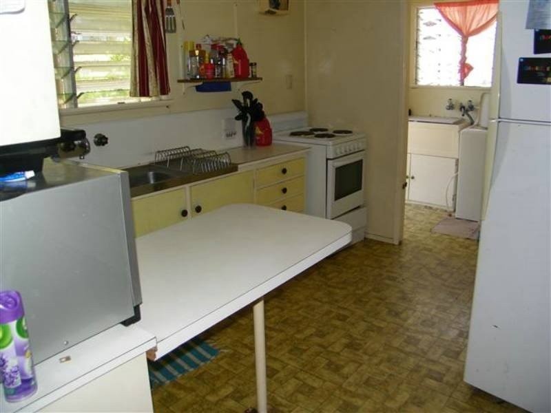 19 Boyne Crescent, West Gladstone QLD 4680