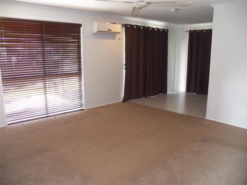 6 Erin Close, New Auckland QLD 4680
