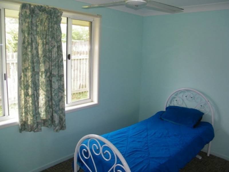 2 Palm Court, Clinton QLD 4680