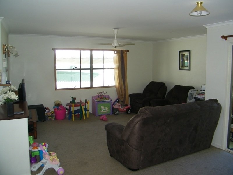 14 Golding Street, Barney Point QLD 4680