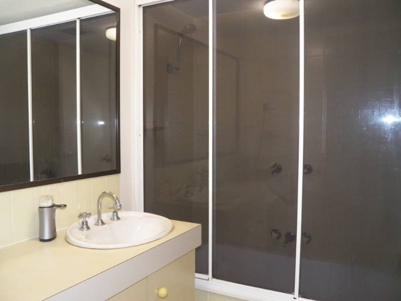 15/32-34 Kent Street, West Gladstone QLD 4680