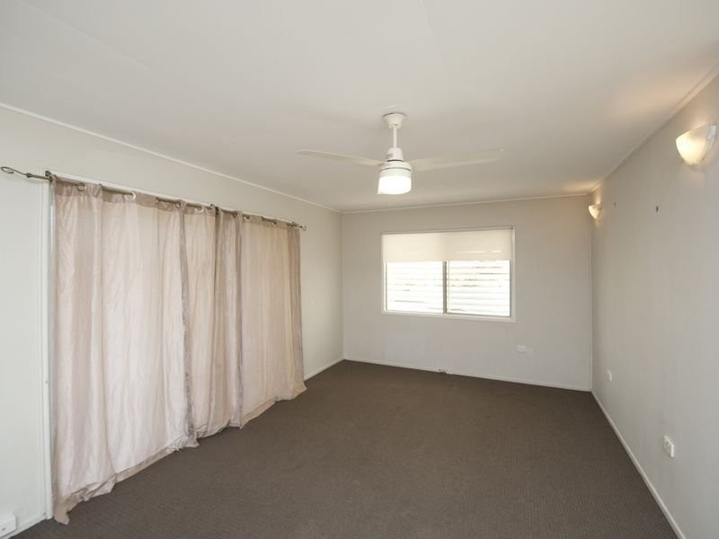 4 Ferguson Crescent, West Gladstone QLD 4680