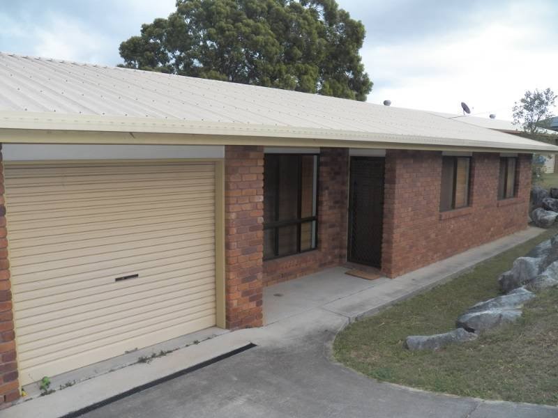 17 Ben Lexcen Court, Clinton QLD 4680