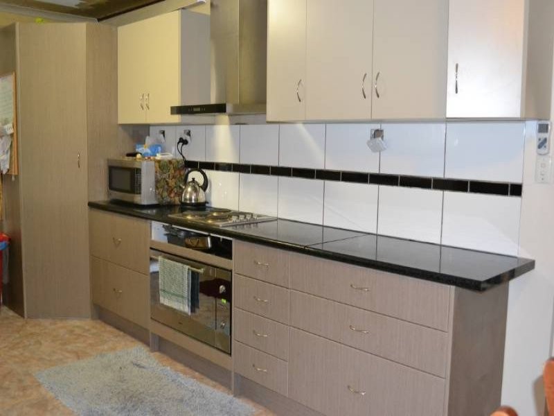 14 Gretel Drive, Clinton QLD 4680