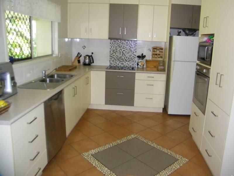 26 Dalton Street, Clinton QLD 4680