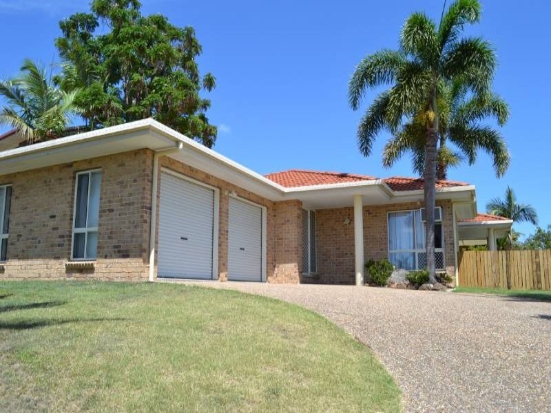 8 Fairbairn Place, Clinton QLD 4680