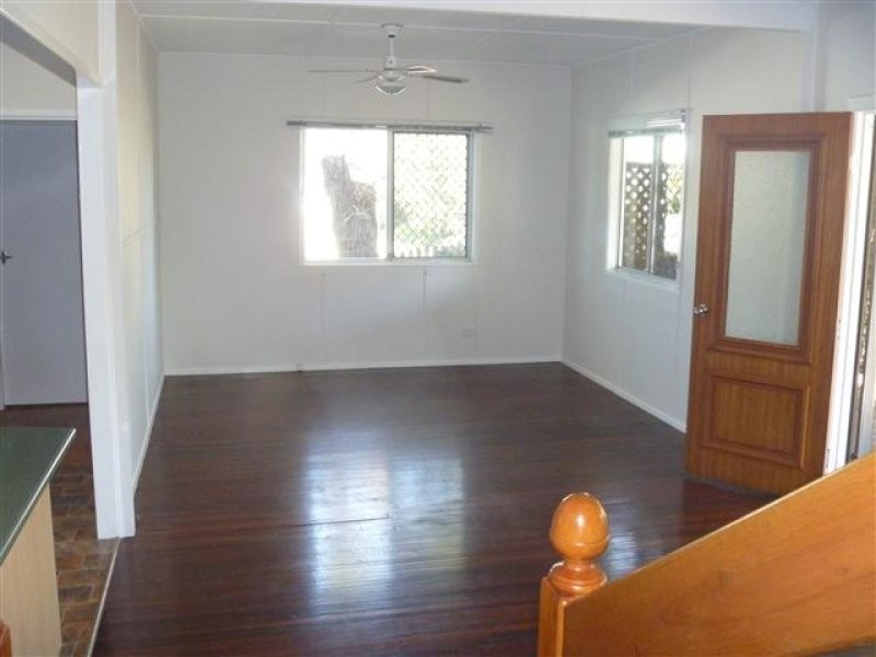 25 Amelia Street, West Gladstone QLD 4680