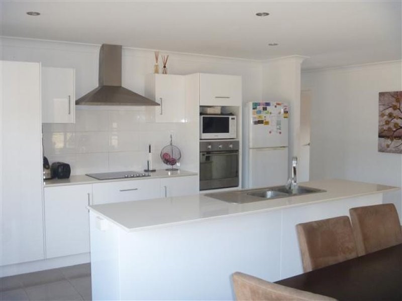 2 Ashley Court, Calliope QLD 4680