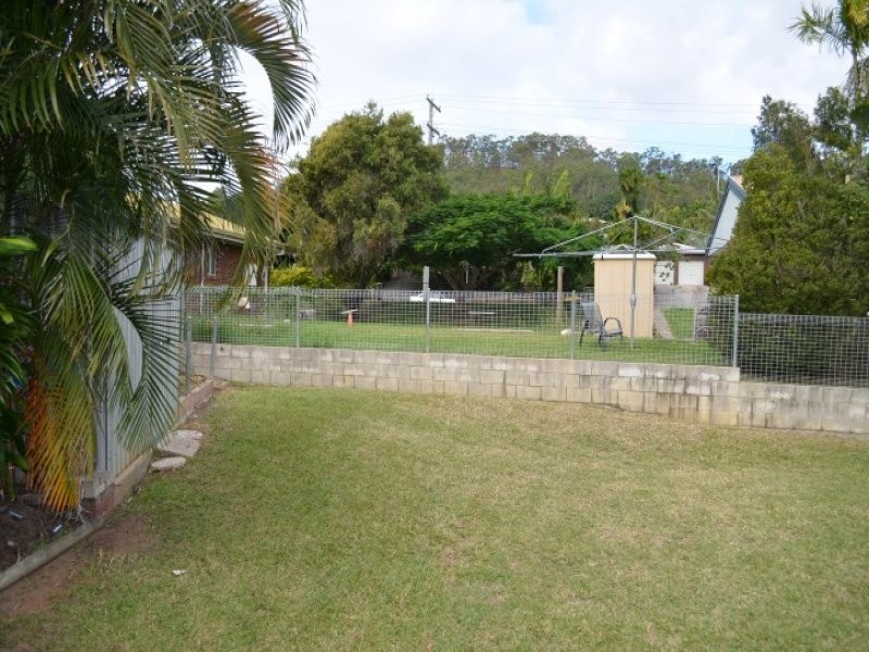 4 Witney Street, Telina QLD 4680