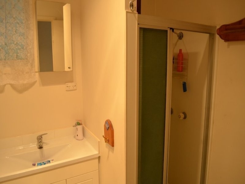 4 Witney Street, Telina QLD 4680