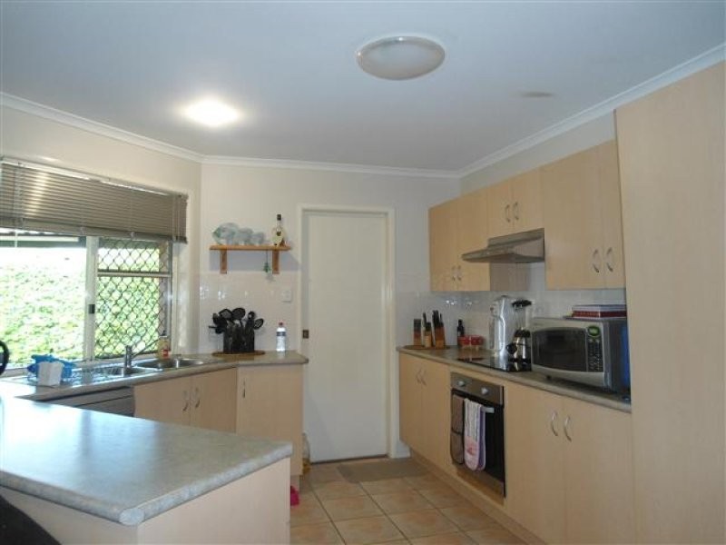 48 Coronation Drive, Tannum Sands QLD 4680