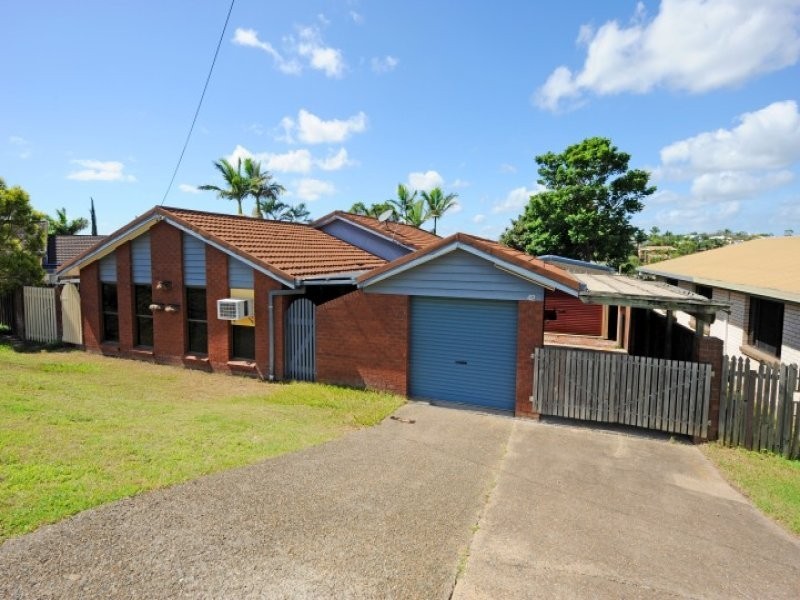 42 Gretel Drive, Clinton QLD 4680