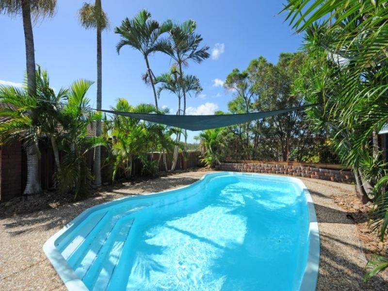 42 Gretel Drive, Clinton QLD 4680