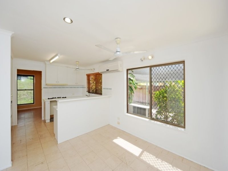 42 Gretel Drive, Clinton QLD 4680