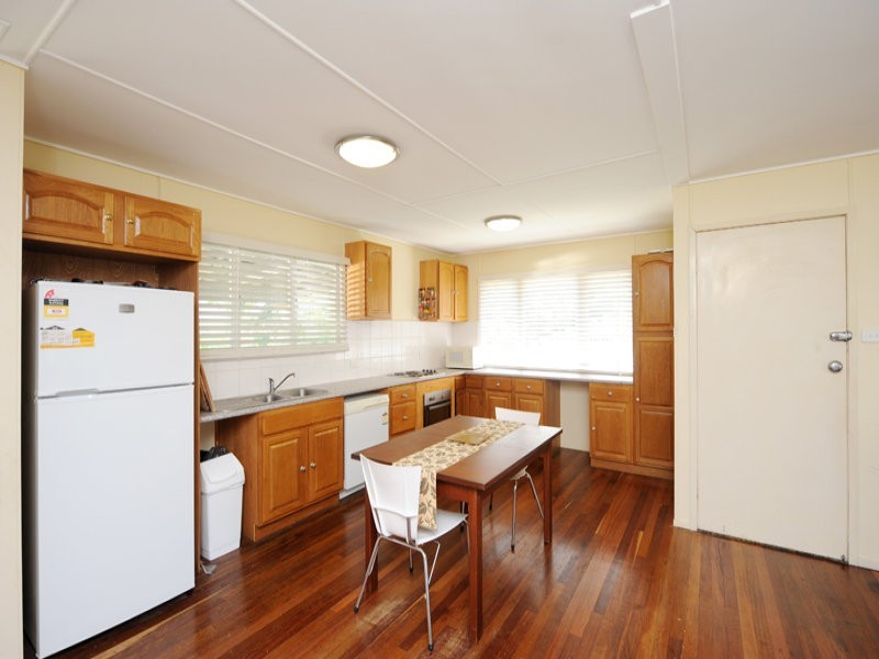 6 Brunke Street, West Gladstone QLD 4680