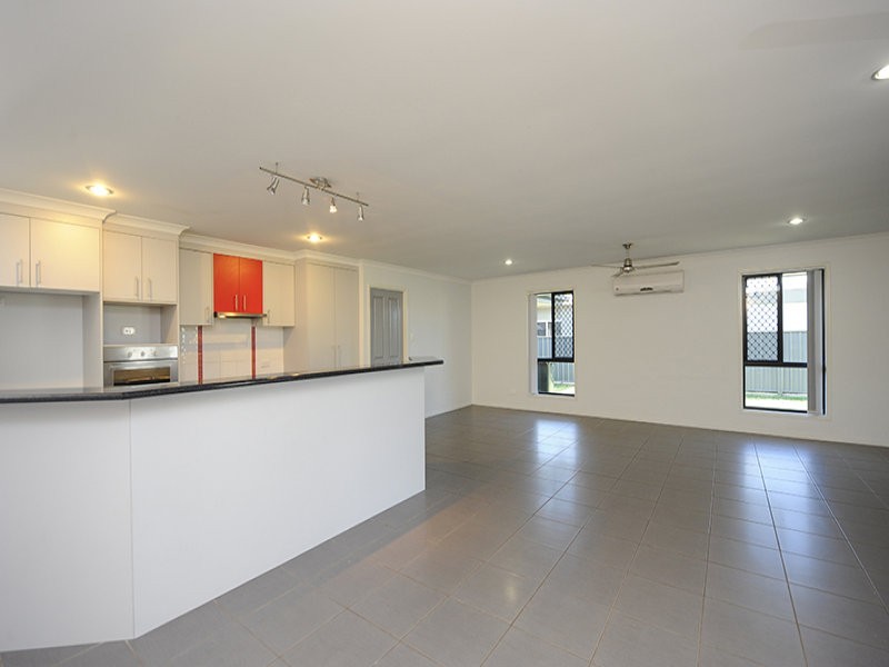 9 Tuckerbox Court, Glen Eden QLD 4680