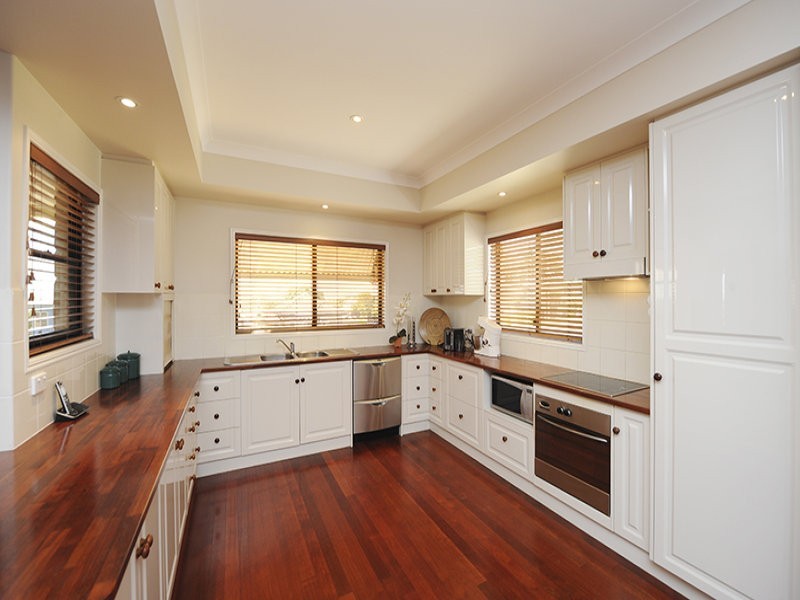 229 Oaka Street, South Gladstone QLD 4680