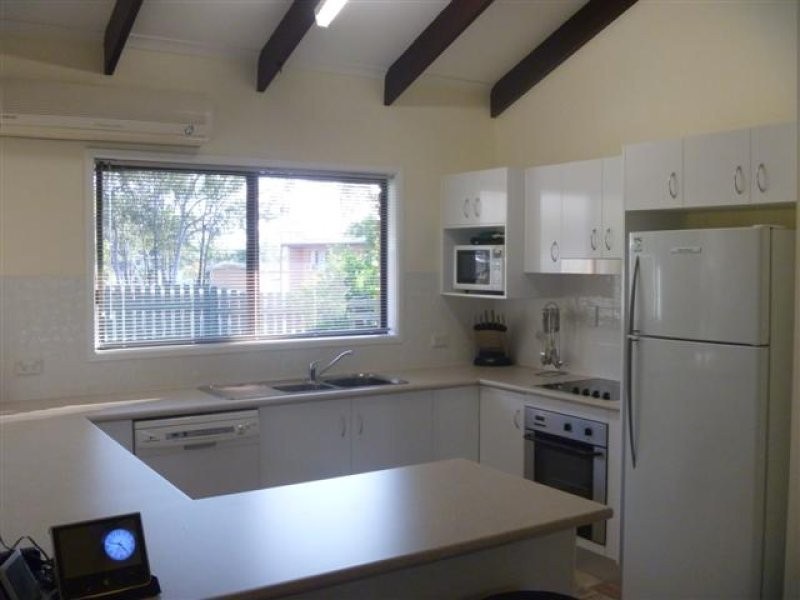 10 Cowan Close, South Gladstone QLD 4680