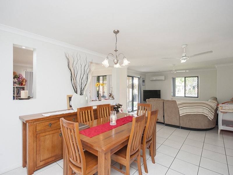 21 Huntington Court, New Auckland QLD 4680