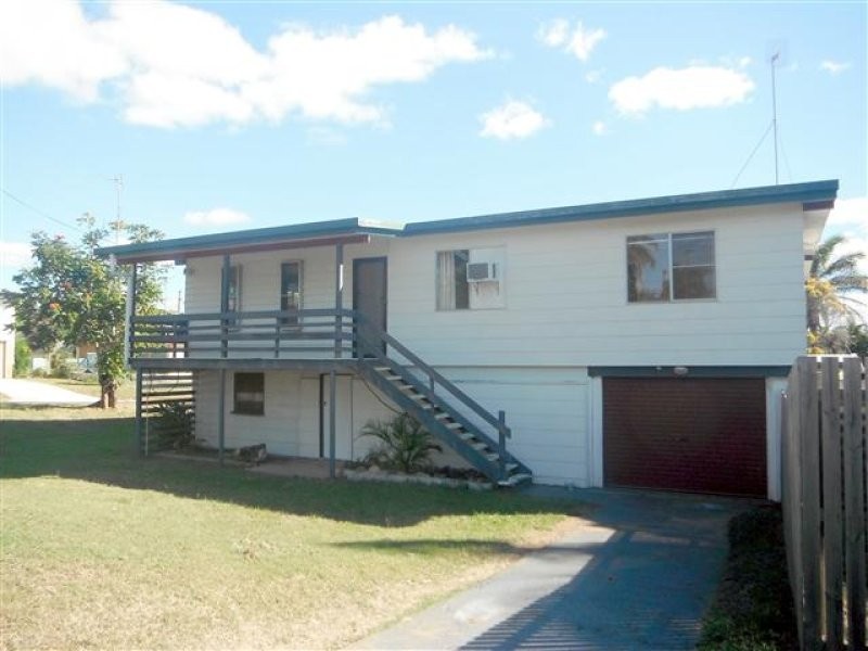 12 McGinlay street, Clinton QLD 4680