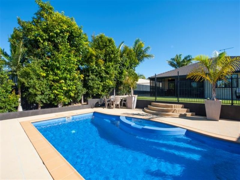 19 Reinaerhoff Crescent, Glen Eden QLD 4680