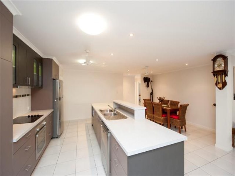 19 Reinaerhoff Crescent, Glen Eden QLD 4680