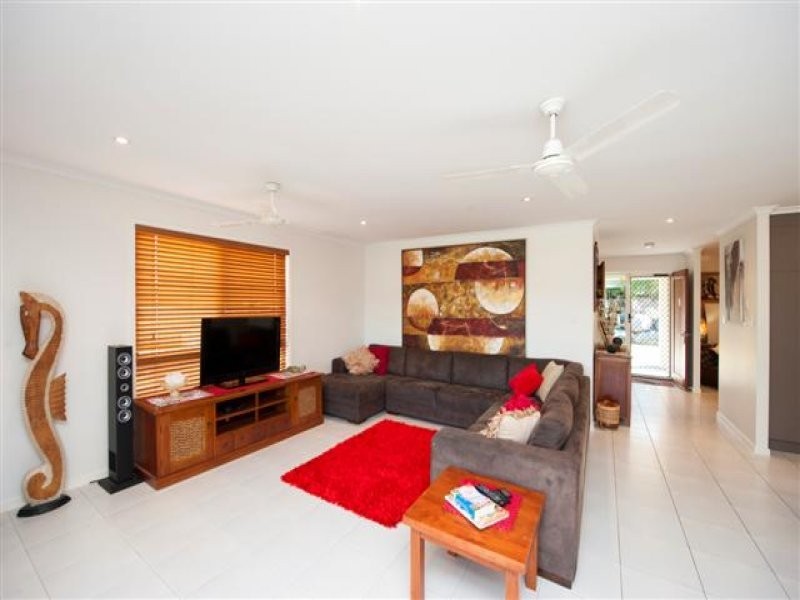 19 Reinaerhoff Crescent, Glen Eden QLD 4680