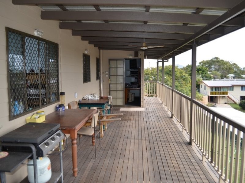 4 Hetherington Street, West Gladstone QLD 4680