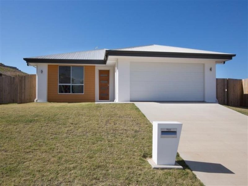 26 Stella Street, Boyne Island QLD 4680
