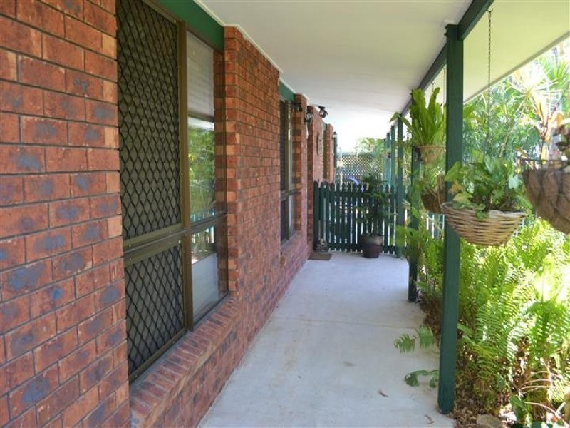 19 Aquarius Street, Clinton QLD 4680