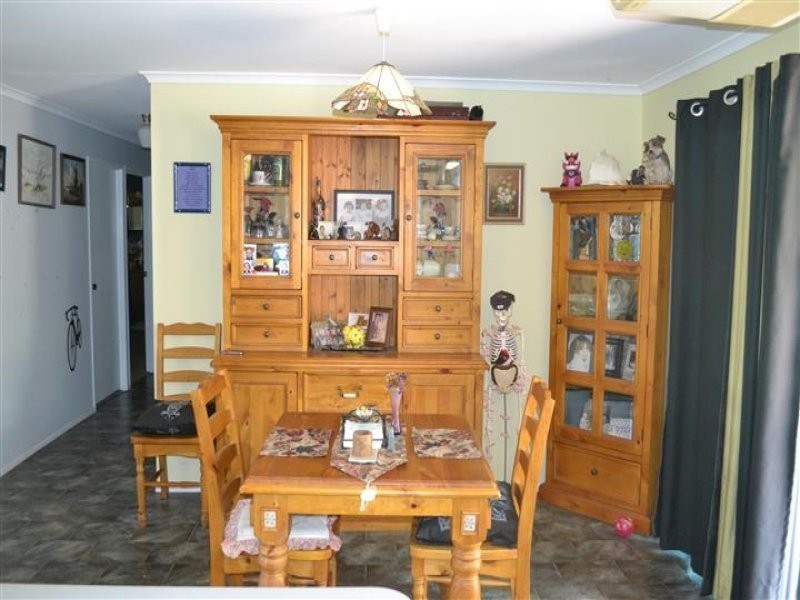 19 Aquarius Street, Clinton QLD 4680