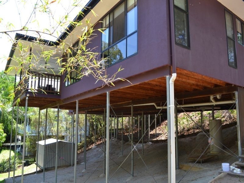 13 Hunter Street, West Gladstone QLD 4680