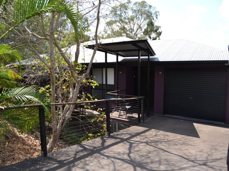 13 Hunter Street, West Gladstone QLD 4680