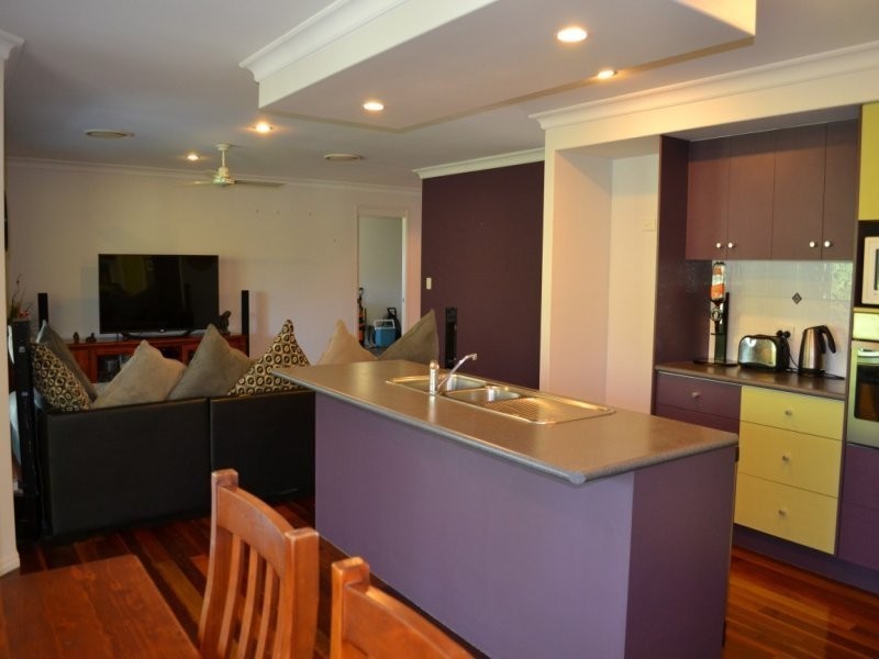 13 Hunter Street, West Gladstone QLD 4680