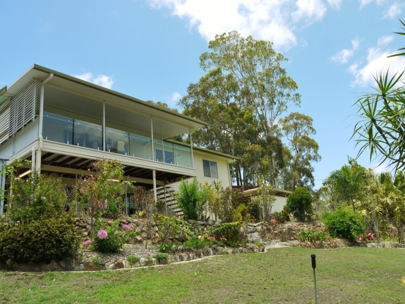 8 Matson Crescent, West Gladstone QLD 4680