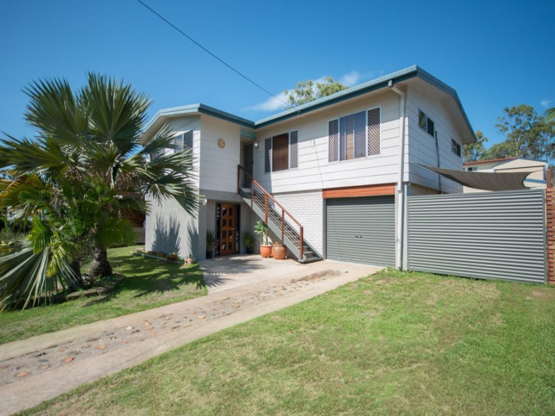 32 Venus Street, Telina QLD 4680
