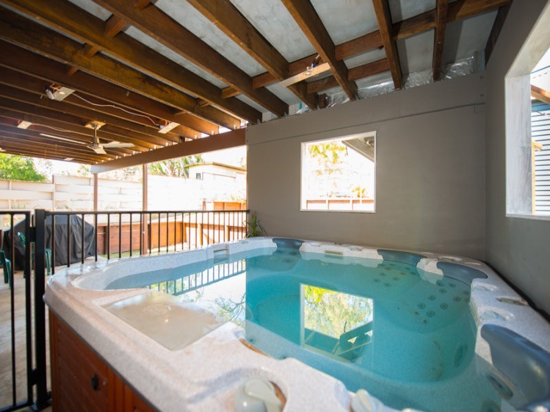 32 Venus Street, Telina QLD 4680