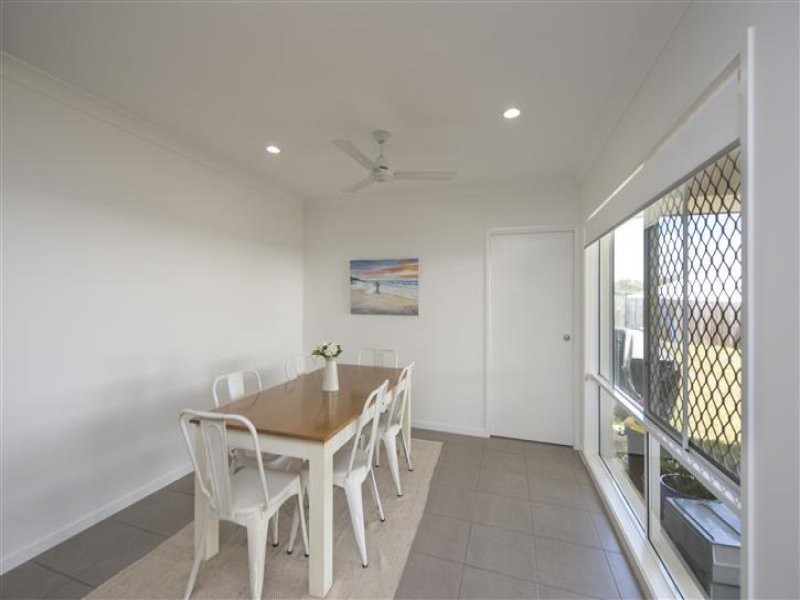 24 Redgum Drive, Kirkwood QLD 4680