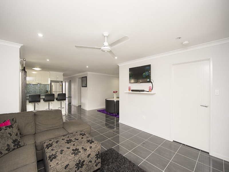 26 Valhalla Street, Clinton QLD 4680