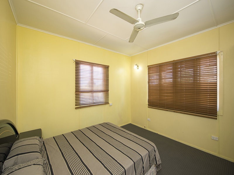 10 Allison Street, West Gladstone QLD 4680