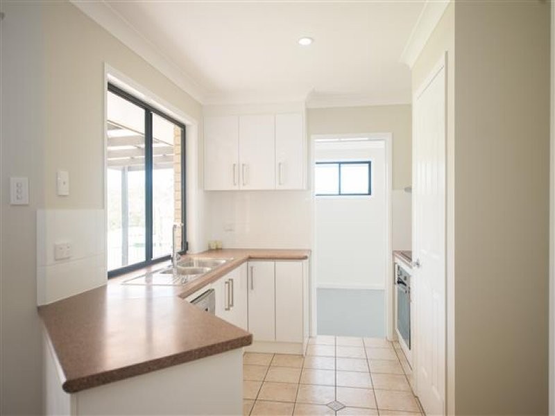 10 Ceri Court, New Auckland QLD 4680