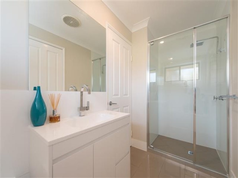 10 Ceri Court, New Auckland QLD 4680