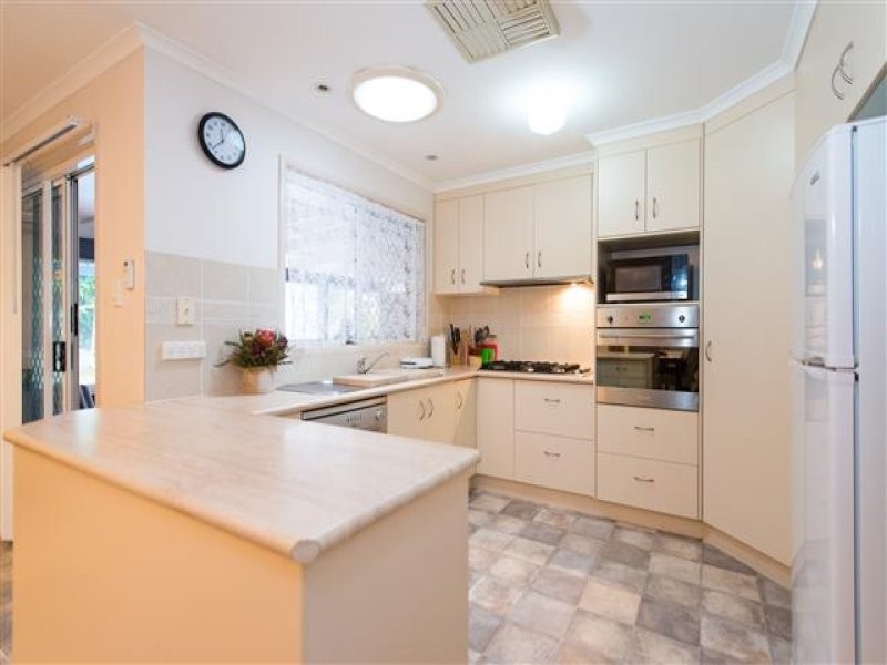 71 J Hickey Avenue, Clinton QLD 4680