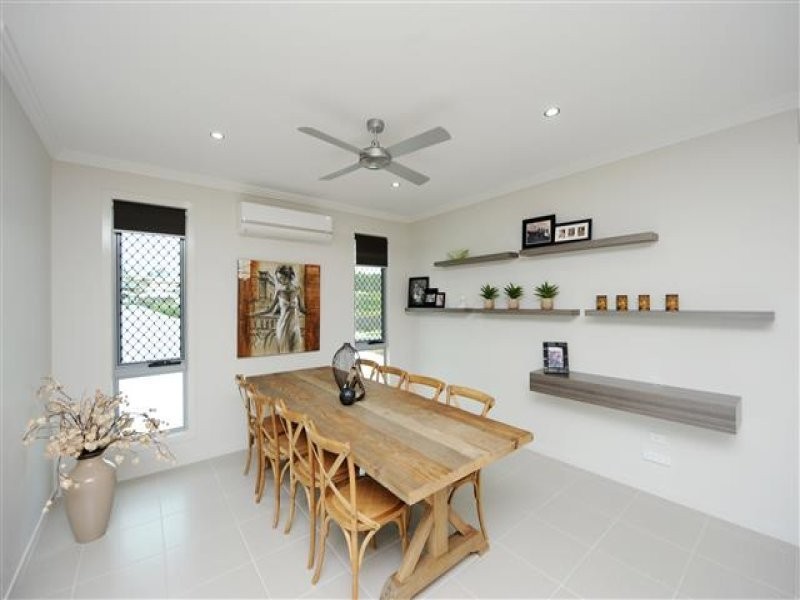 28 Daintree Boulevard, New Auckland QLD 4680