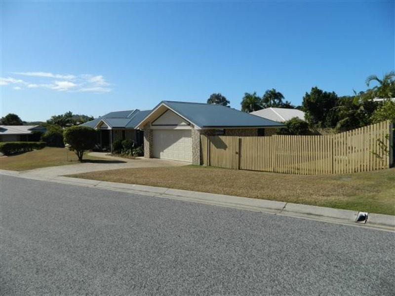 1 Buckingham Court, Telina QLD 4680