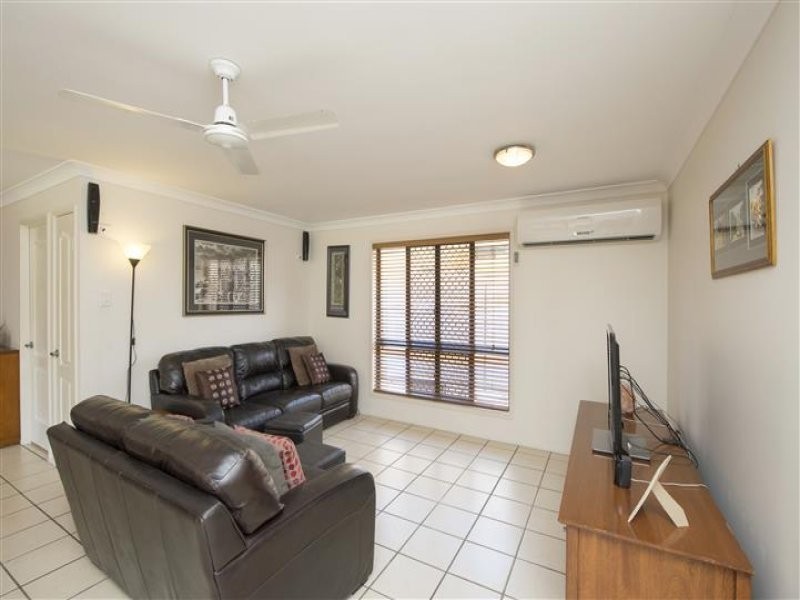 4 Leonie Court, New Auckland QLD 4680