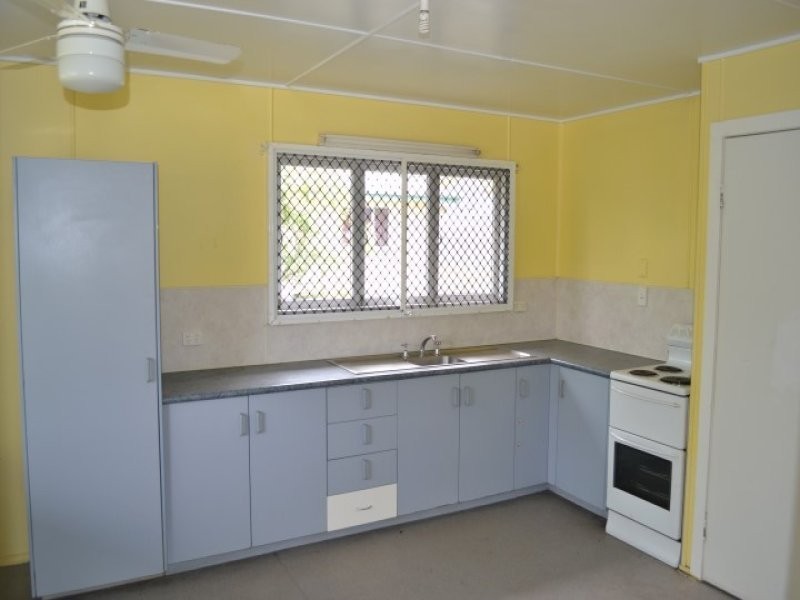56 Golding Street, Barney Point QLD 4680