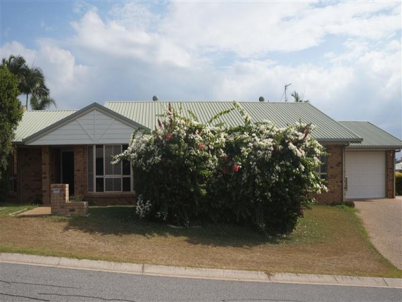 2 Fawley Close, Telina QLD 4680